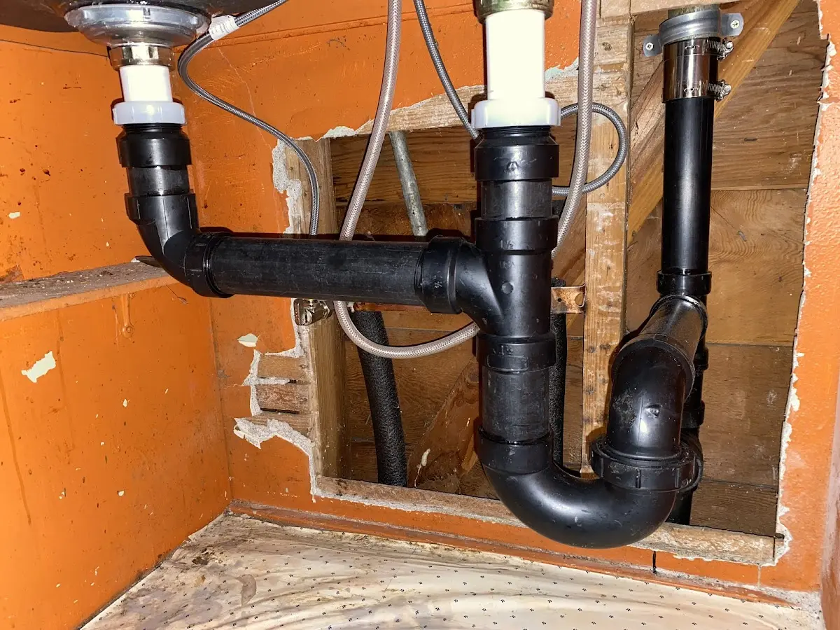 Professional Pipe Bursting equipment and tools on the job in Columbiana